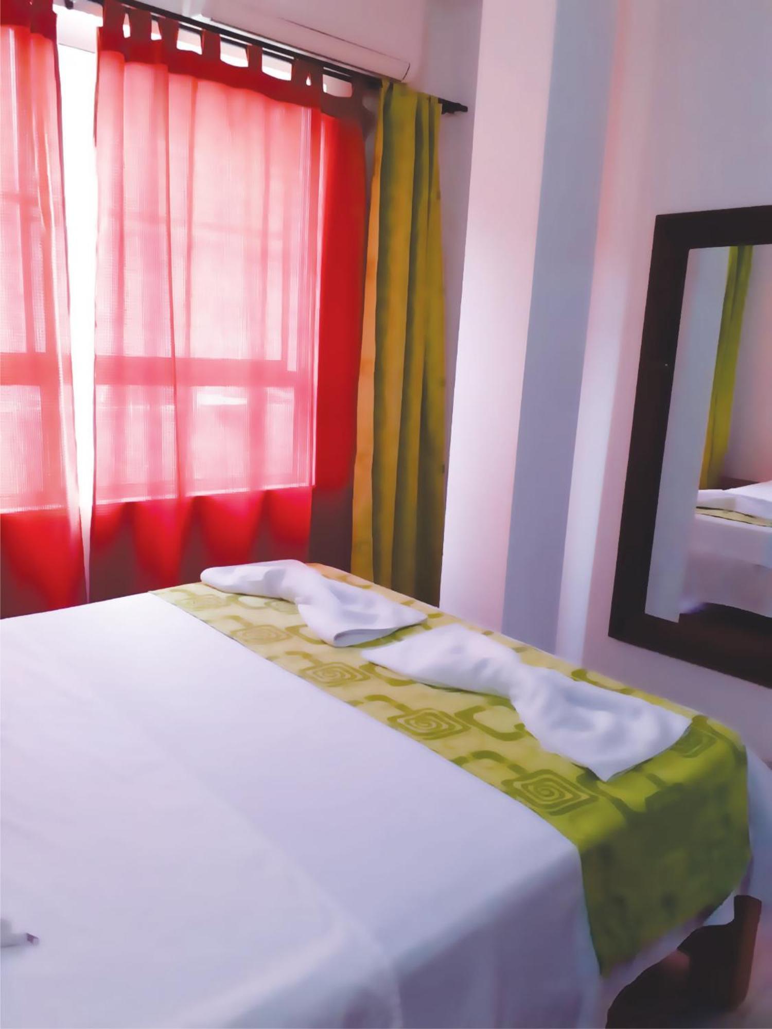 Hotel Oleajes Capurganá Chambre photo