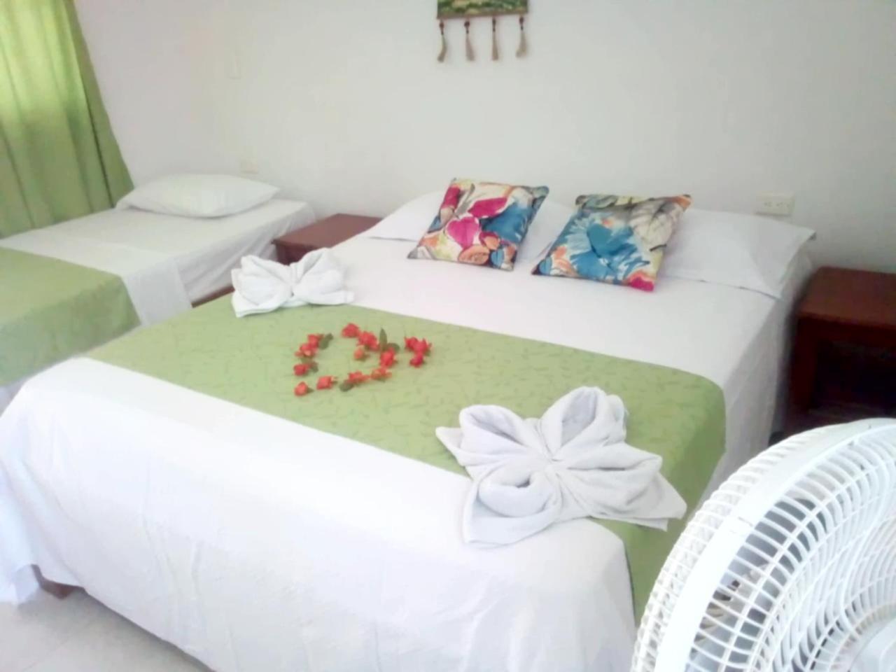 Hotel Oleajes Capurganá Chambre photo